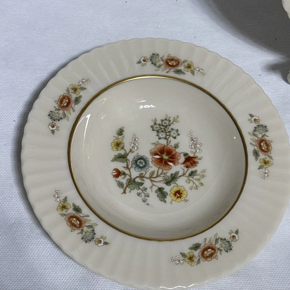 Lenox USA Temple Blossom 6-1/2